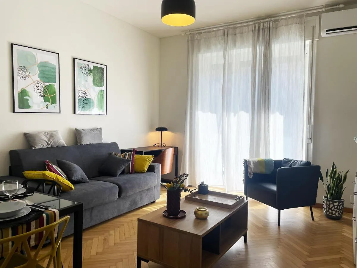 Appartamento Casa Di Gloria 30Mt Mm1 Deangeli Milano